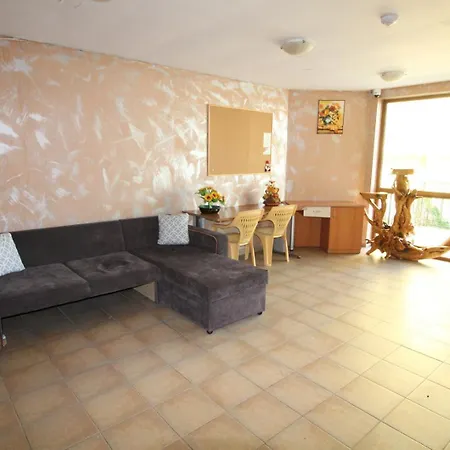 Apartament Amadeus 5 - Menada *