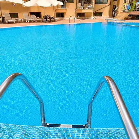 Amadeus 5 - Menada Appartement *