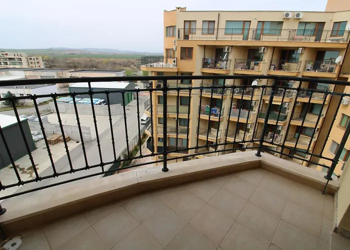 Апартамент Amadeus 5 - Menada *