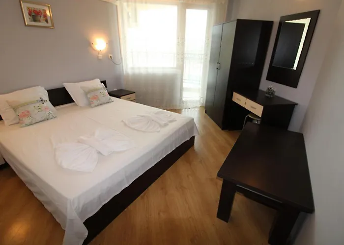 Апартамент Amadeus 5 - Menada